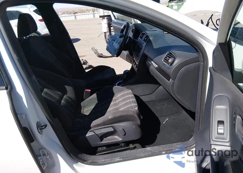 2011 Volkswagen Gti 4-Door из США, поврежденный, VIN WVWHD7AJXBW143643